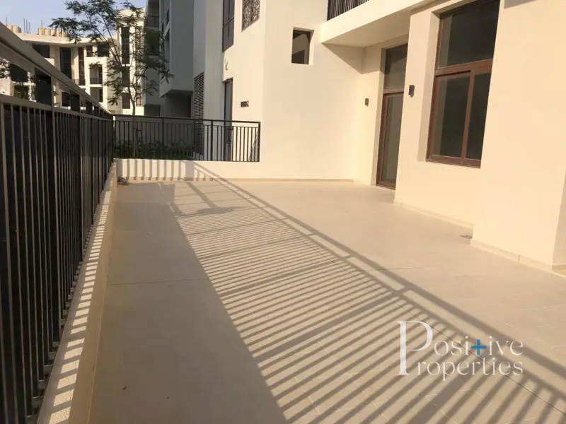 brand-newspacioushuge-terrace-vacant-poolside.webp