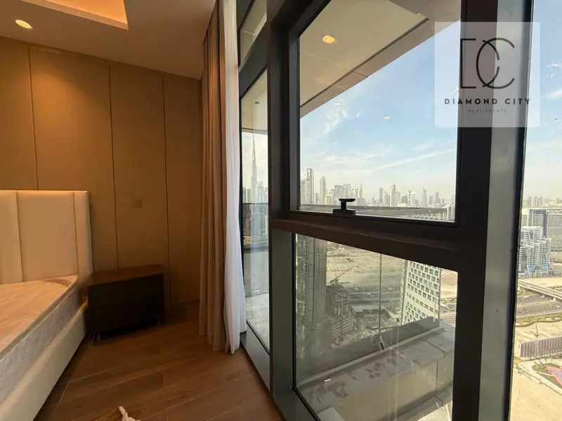 burj-khalifa-view-high-floor-brand-new-1.webp