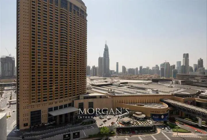 burj-khalifa-views-unique-corner-unit-serviced.webp