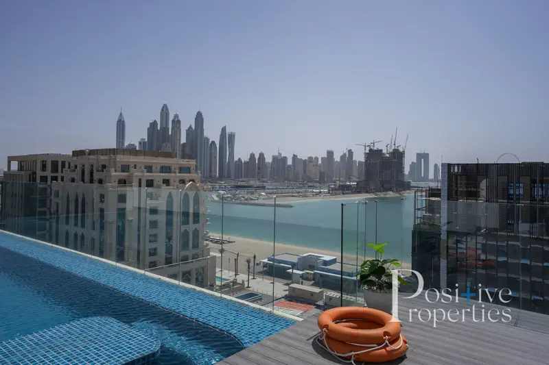 can-be-furnished-spacious-3-bed-private-beach.webp