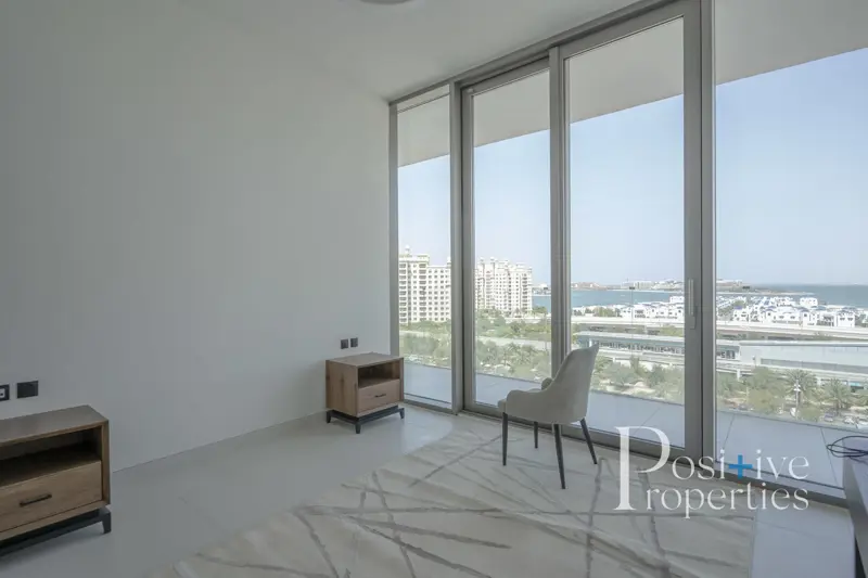 can-be-furnished-spacious-3-bed-private-beach.webp
