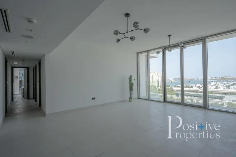 can-be-furnished-spacious-3-bed-private-beach.webp