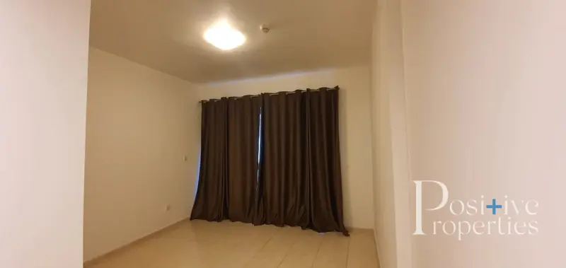 corner-unit-free-maintenance-move-in-ready.webp