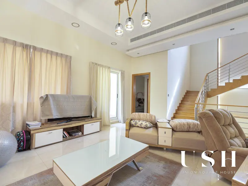 custom-built-4-bed-majlis-spacious-rented-1.webp