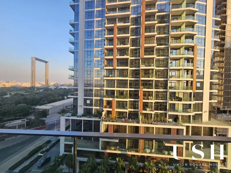 dubai-frame-view-zabeel-park-view-close-to-metro.webp