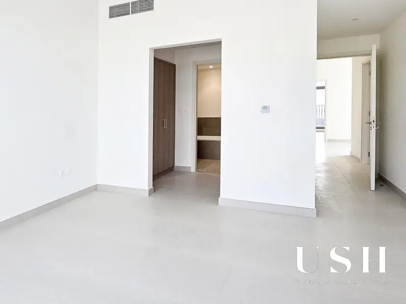 elegant-3brmaid-vacant-prime-location.webp