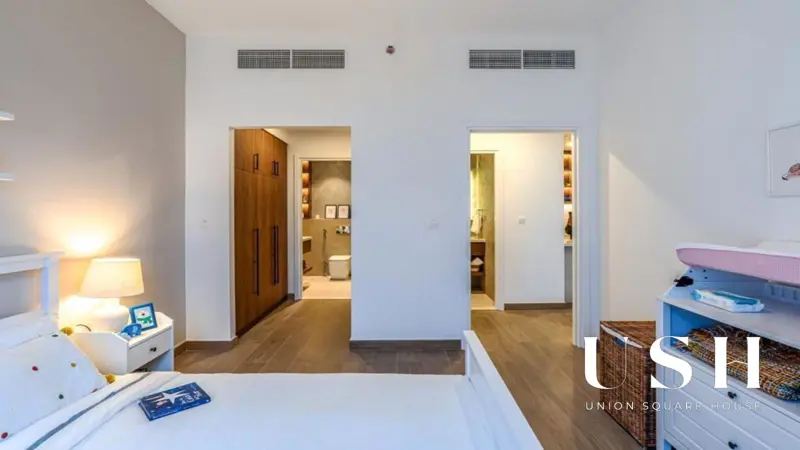 exclusive-2-bed-larger-layout-corner-unit.webp