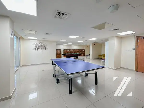 exclusive-ready-to-move-in-bright-studio.webp