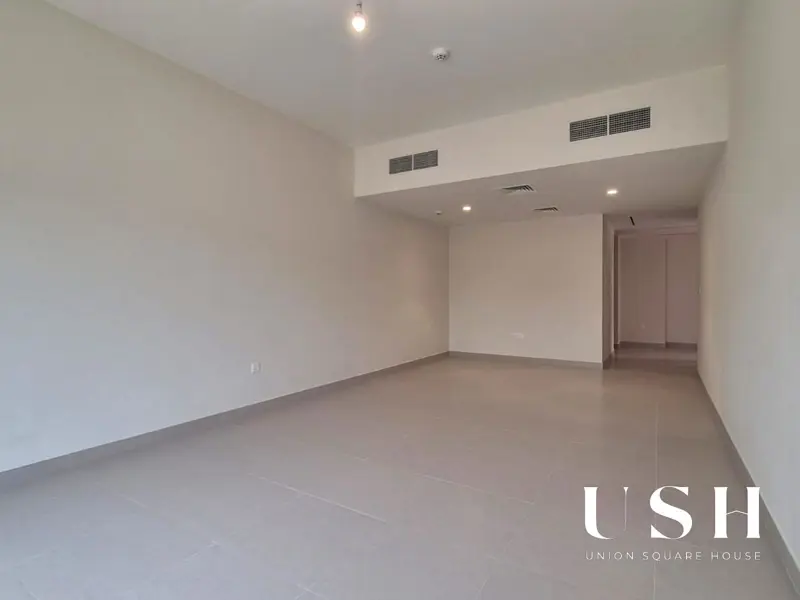 exclusivemassive-living-spaceavailable-in-march.webp