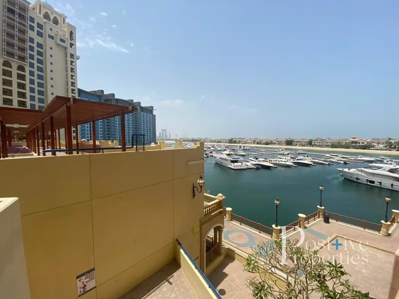 extended-balcony-vot-sea-and-pool-view.webp