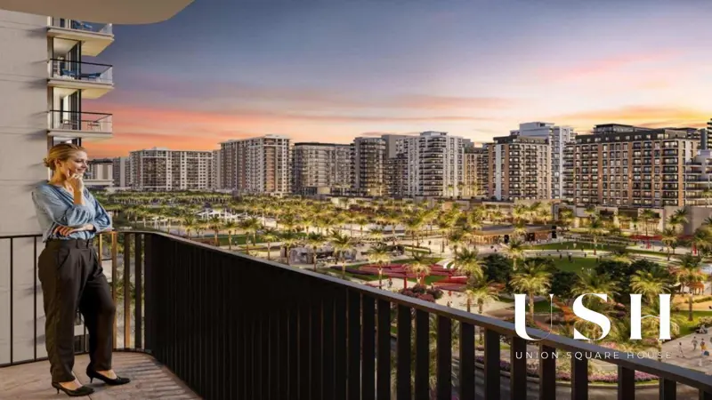 family-living-5050-pp-expansive-balcony.webp