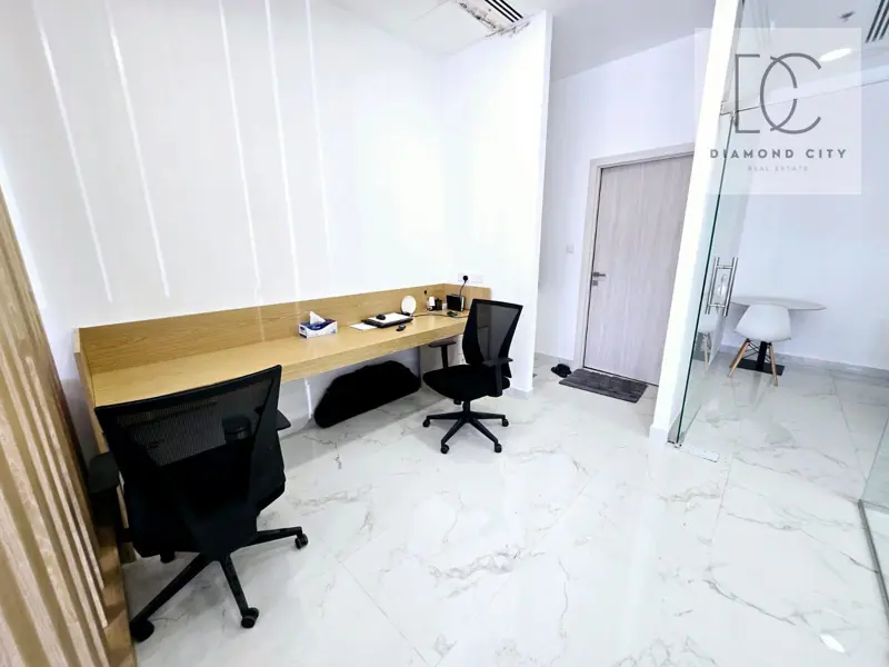 fitted-prime-location-great-deal.webp