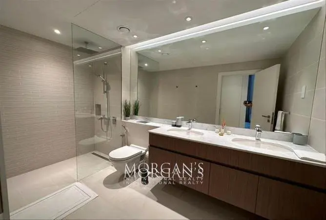 flexible-checks-fully-furnished-spacious.webp