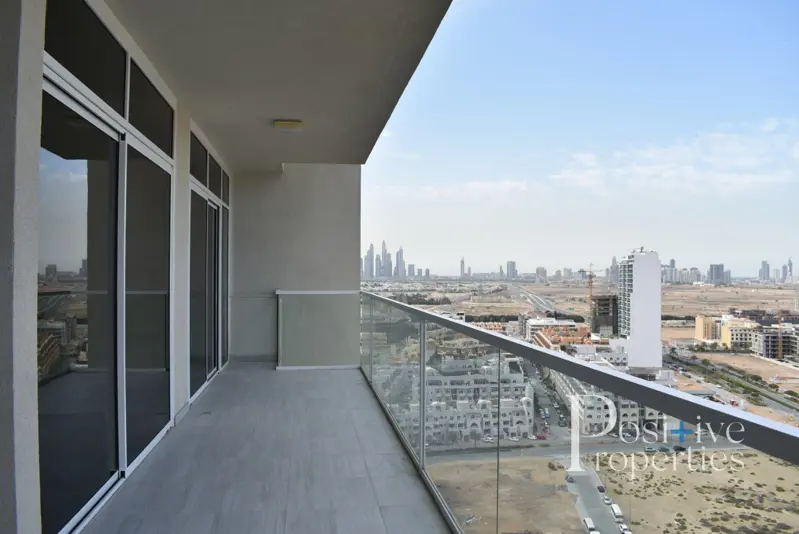 flexible-cheques-new-apartment-high-floor.webp