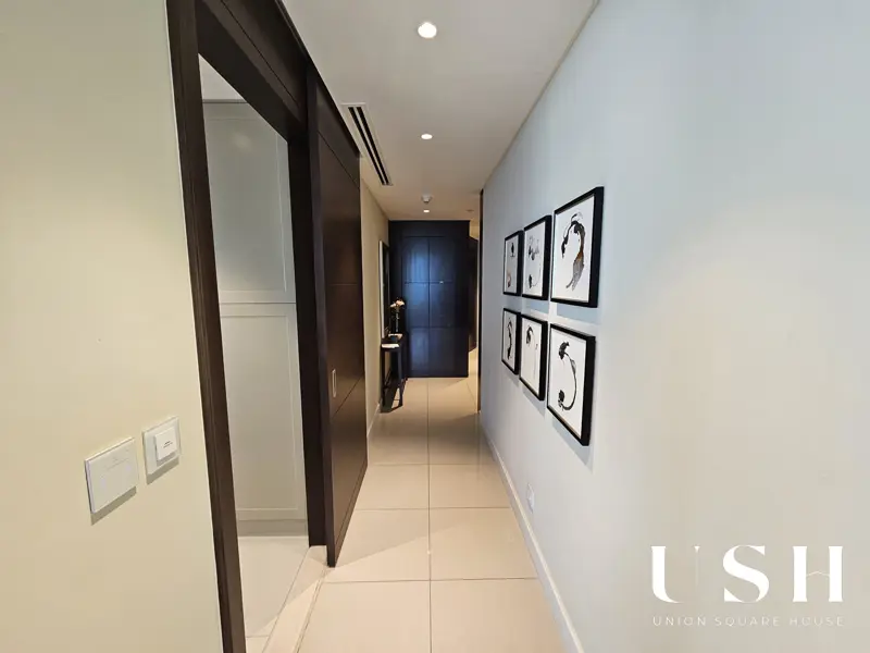 full-burj-khalifa-view-fully-furnished-vacant.webp