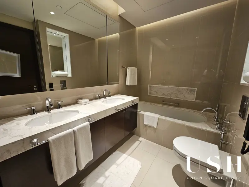 full-burj-khalifa-view-fully-furnished-vacant.webp