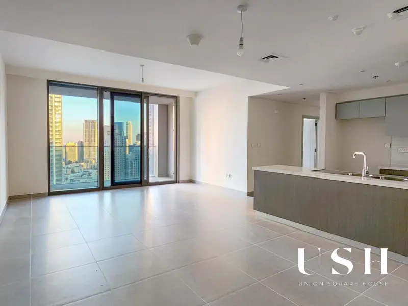 full-burj-view-3brmaid-fully-furnished-6.webp