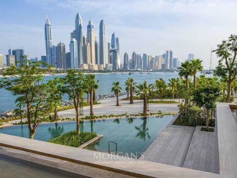 full-floor-simplex-4-br-luxurious-layout.webp