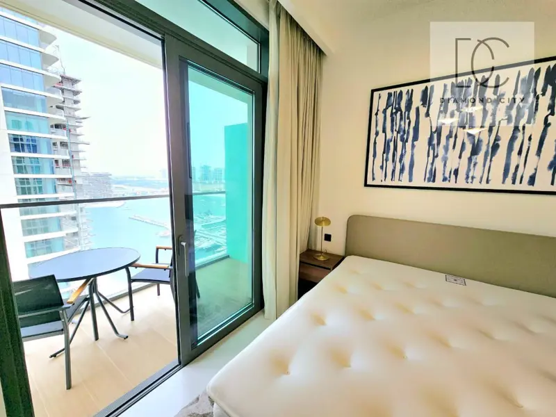 full-marina-view-high-floor-fully-furnished-3.webp
