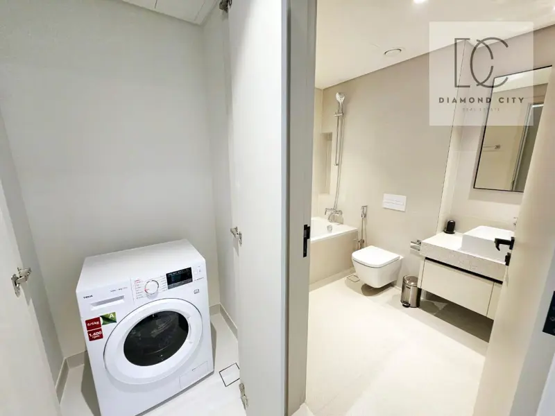 full-marina-view-high-floor-fully-furnished-3.webp