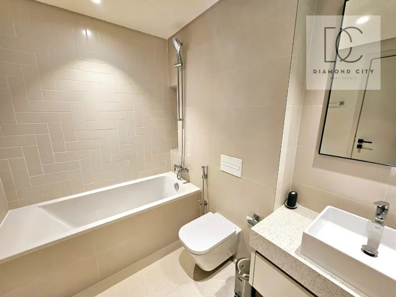 full-marina-view-high-floor-fully-furnished-3.webp