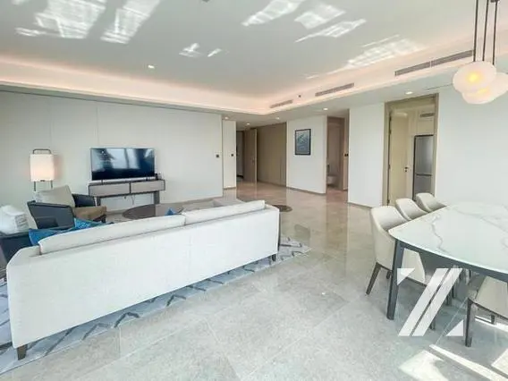full-sea-view-vacant-unit-above-40th-floor-2.webp