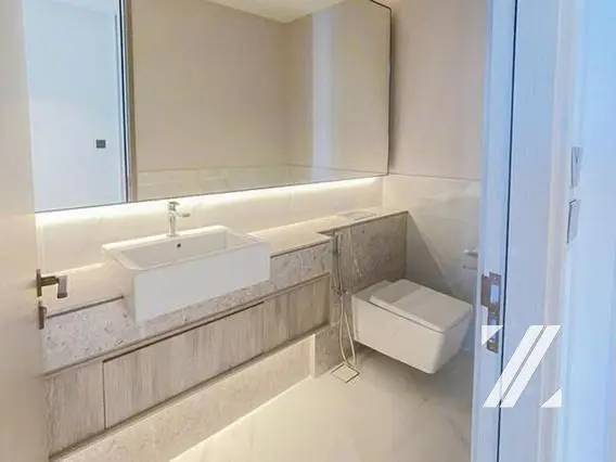 full-sea-view-vacant-unit-above-40th-floor-2.webp