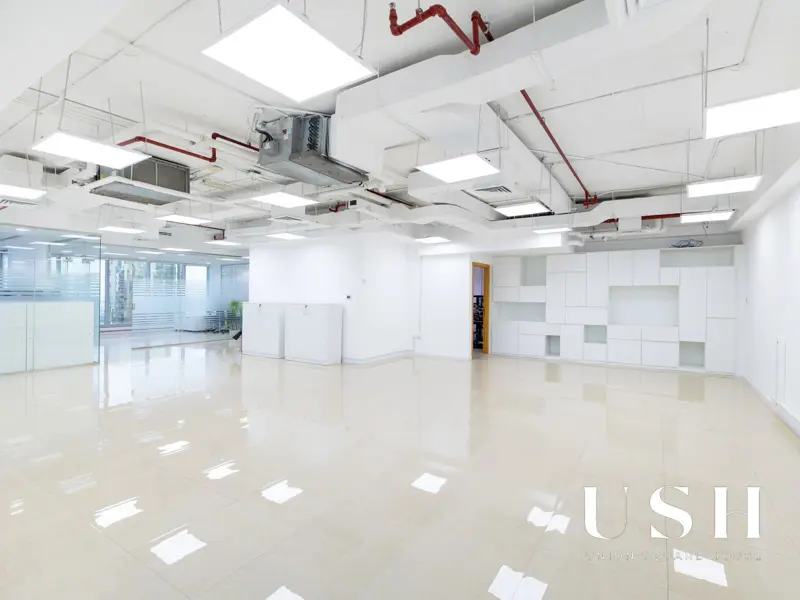fully-fitted-unfurnished-near-metro-2-parking.webp