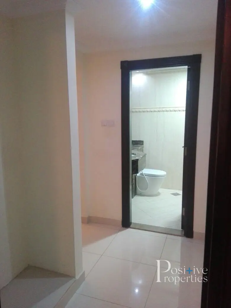 fully-furnished-2bhk-near-mall-6-payments.webp