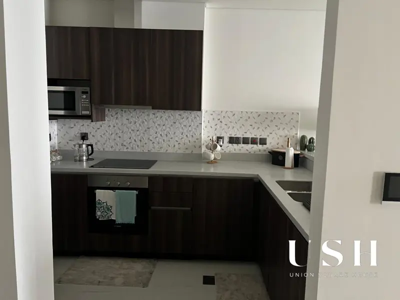 fully-furnished-high-floor-sea-view-1.webp