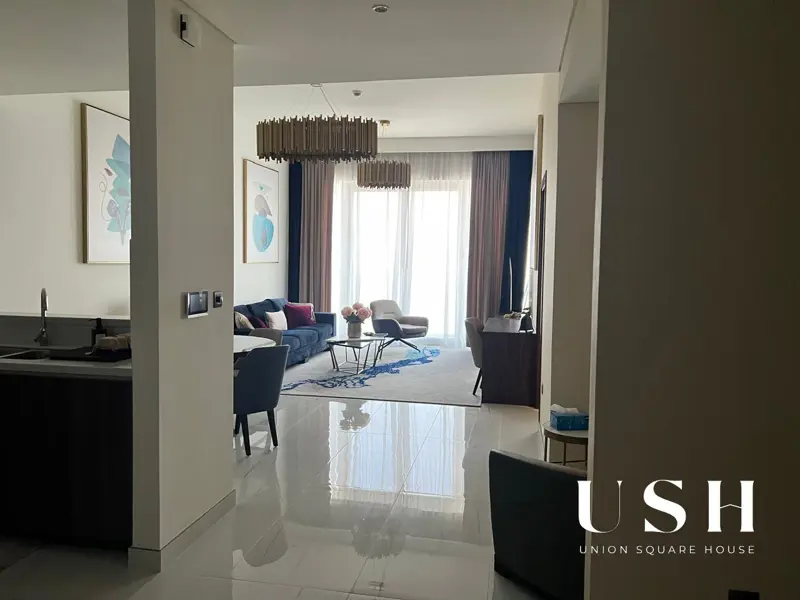 fully-furnished-high-floor-sea-view-1.webp