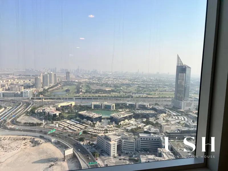 fully-furnished-high-floor-sea-view.webp