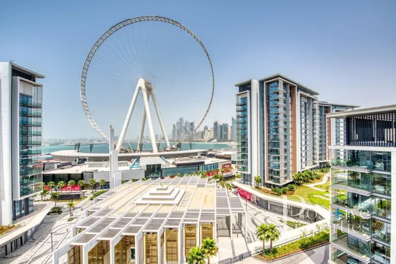 fully-furnished-jbr-wheel-view-spacious.webp