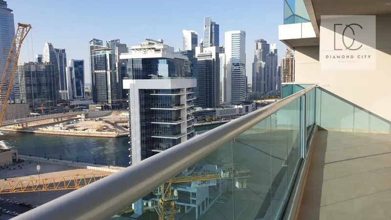 fully-furnished-luxury-layout-2br-i-huge-terrace-1.webp