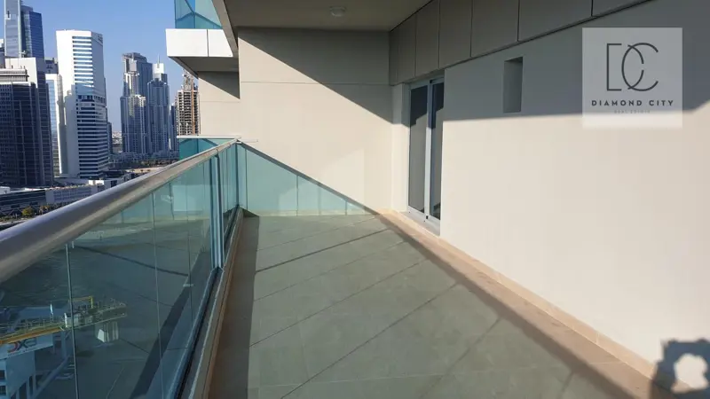 fully-furnished-luxury-layout-2br-i-huge-terrace-1.webp