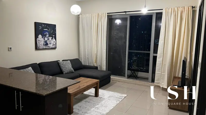 fully-furnished-marina-and-pool-view-spacious-1.webp