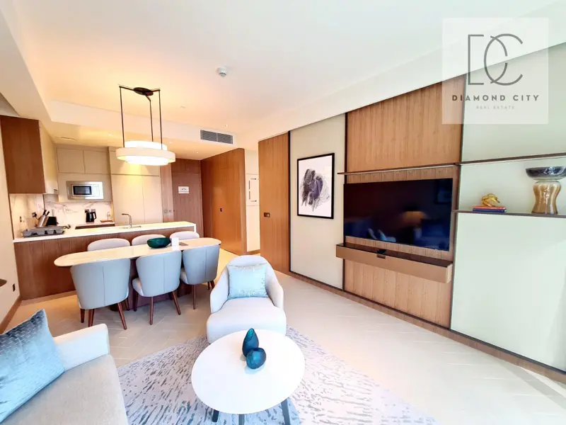 fully-furnished-upgraded-amazing-view.webp
