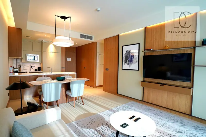 fully-furnished-upgraded-amazing-view.webp