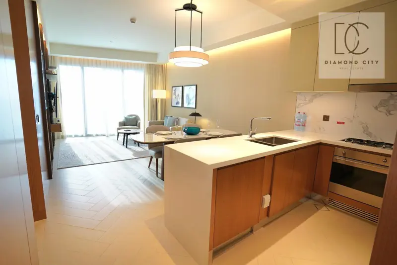 fully-furnished-upgraded-amazing-view.webp