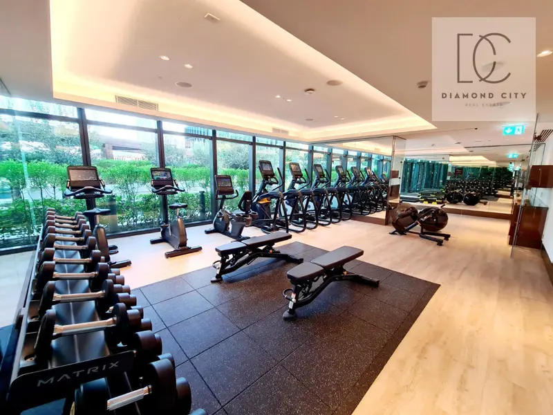 fully-furnished-upgraded-amazing-view.webp