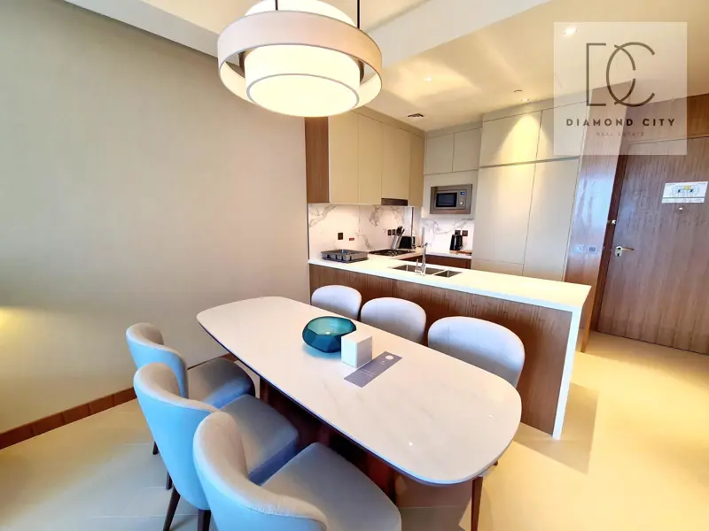 fully-furnished-upgraded-amazing-view.webp