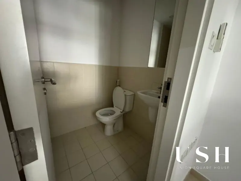 fully-landscaped-4-bed-corner-unit-1.webp