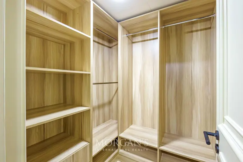 fully-upgraded-sea-views-high-floor-1.webp
