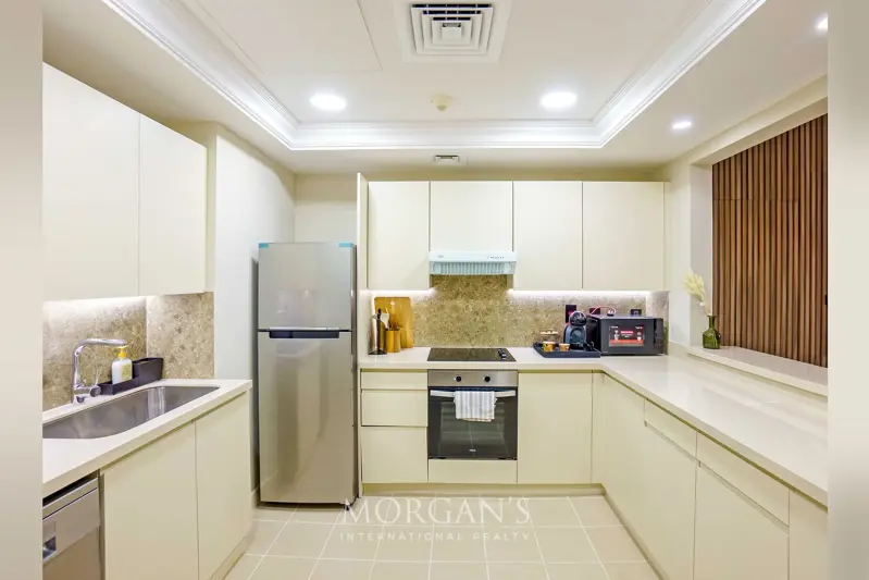 fully-upgraded-sea-views-high-floor-1.webp
