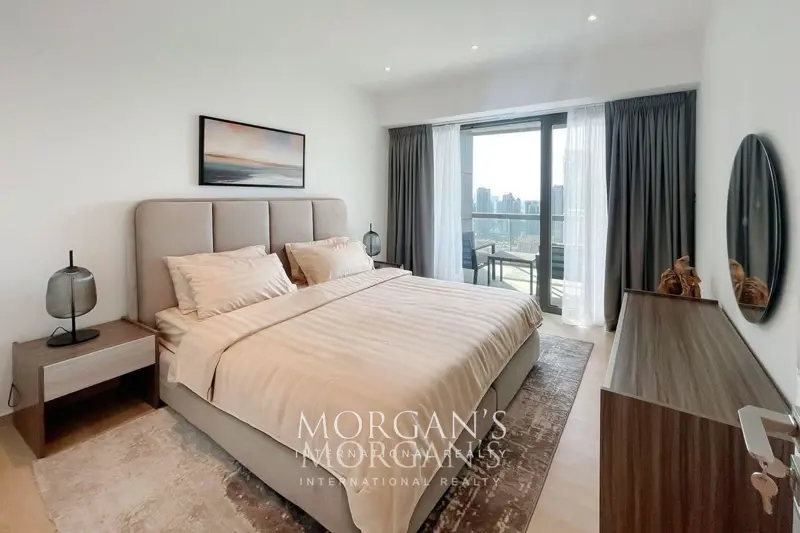 furnished-1-br-unit-luxurious-layout.webp
