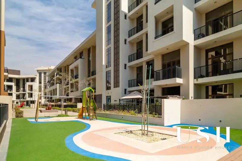 furnished-2-bed-both-ensuite-podium-pool-view.webp