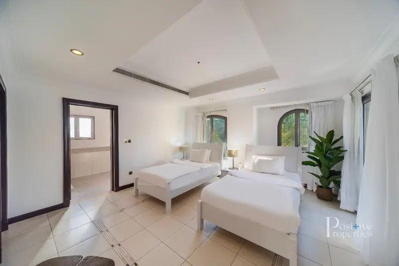 furnished-4-bedbeach-accessvisit-today.webp