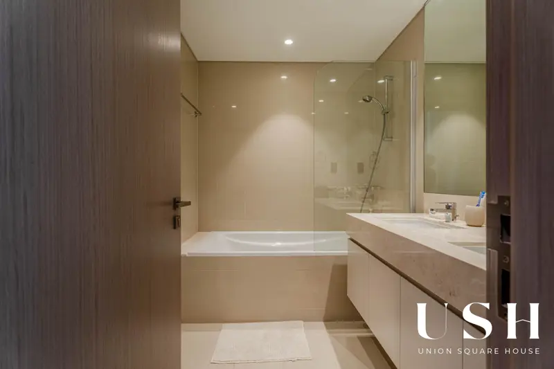 furnished-all-bills-included-high-floor-2br-2.webp