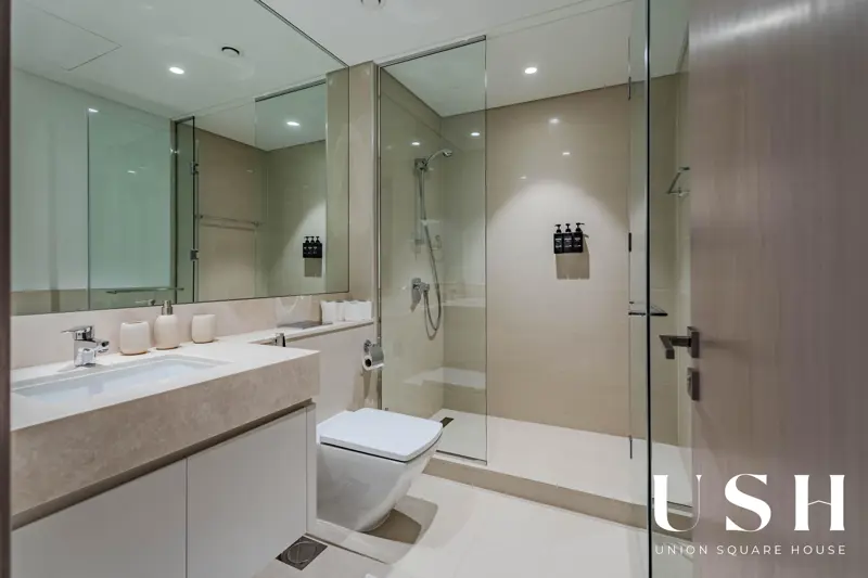 furnished-all-bills-included-high-floor-2br-2.webp