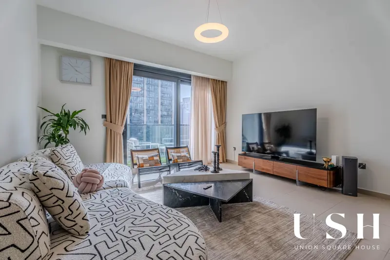 furnished-all-bills-included-high-floor-2br-2.webp